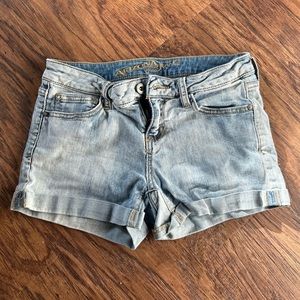 Light Wash Arizona Denim Shorts